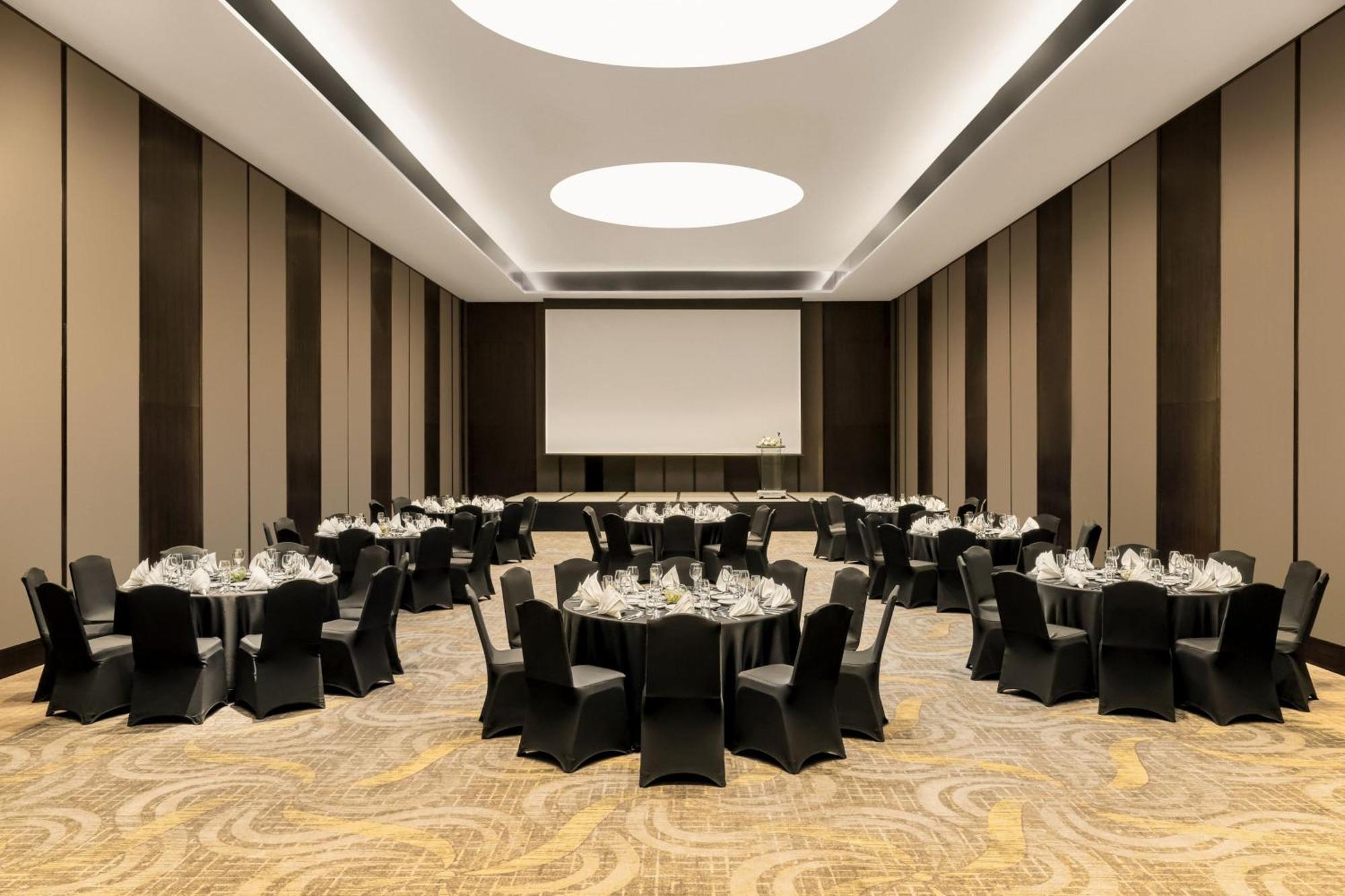Sheraton Saigon Grand Opera Hotel Ho-Chi-Minh-Stadt Exterior foto