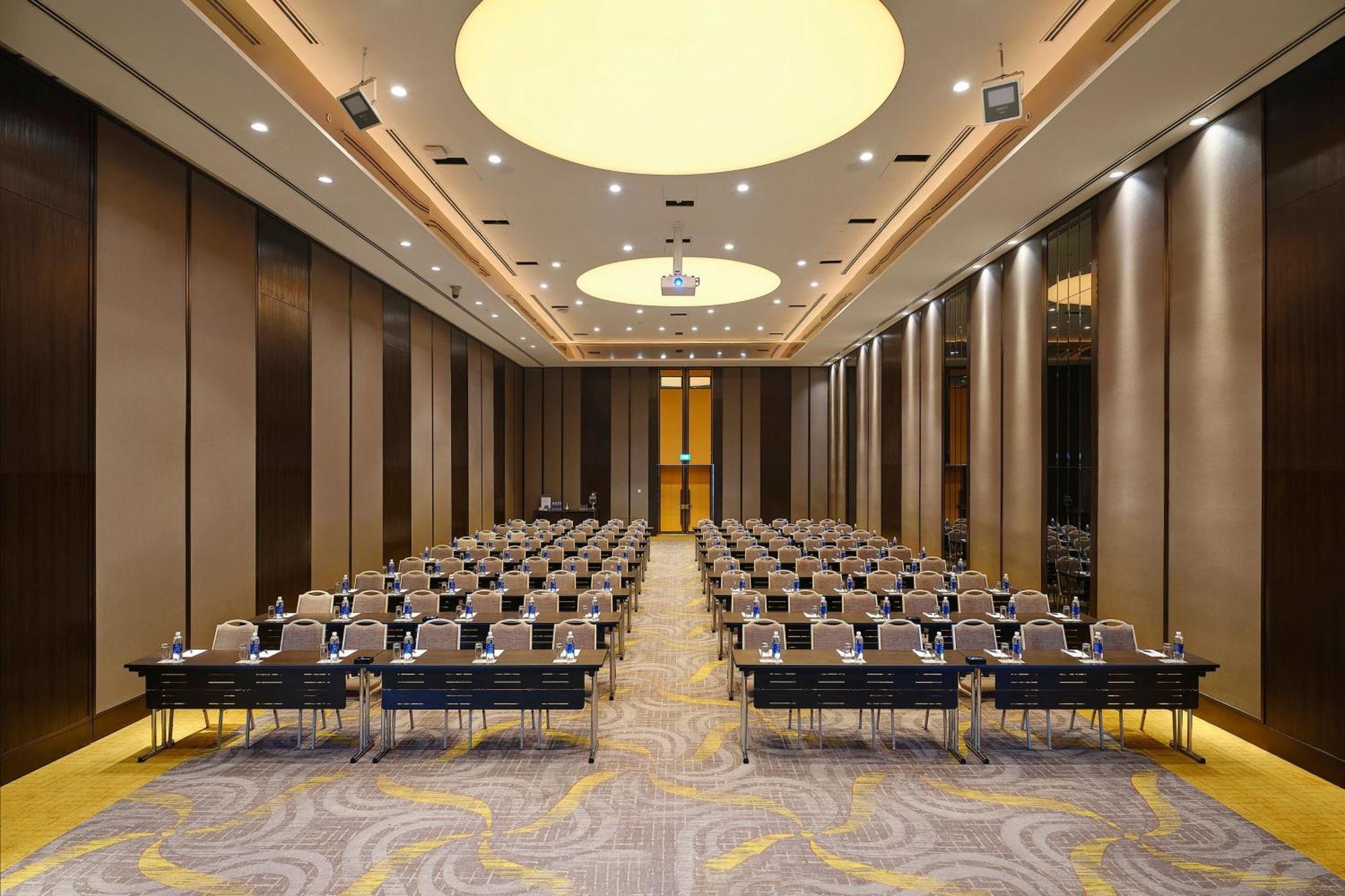 Sheraton Saigon Grand Opera Hotel Ho-Chi-Minh-Stadt Exterior foto