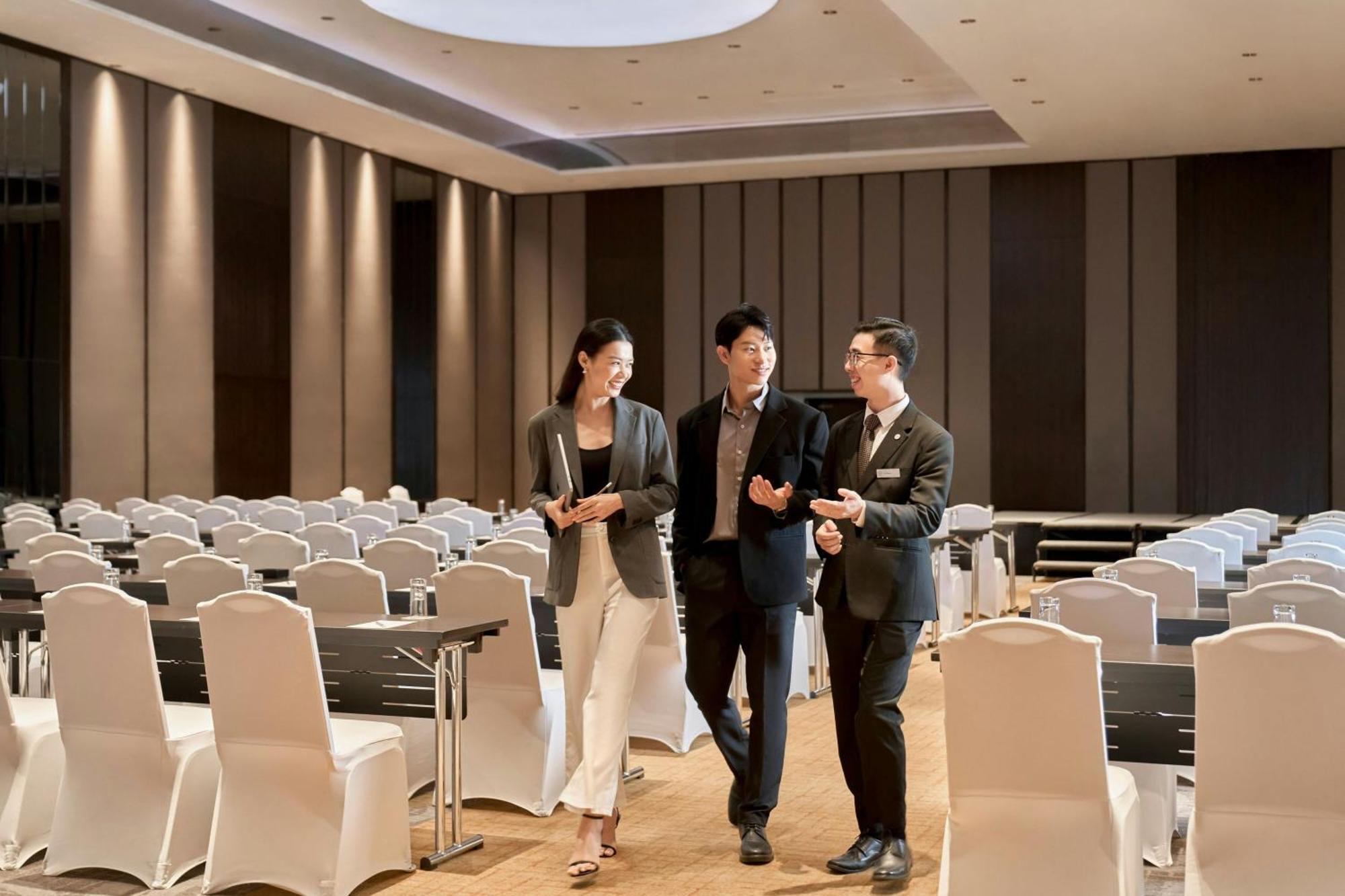 Sheraton Saigon Grand Opera Hotel Ho-Chi-Minh-Stadt Exterior foto