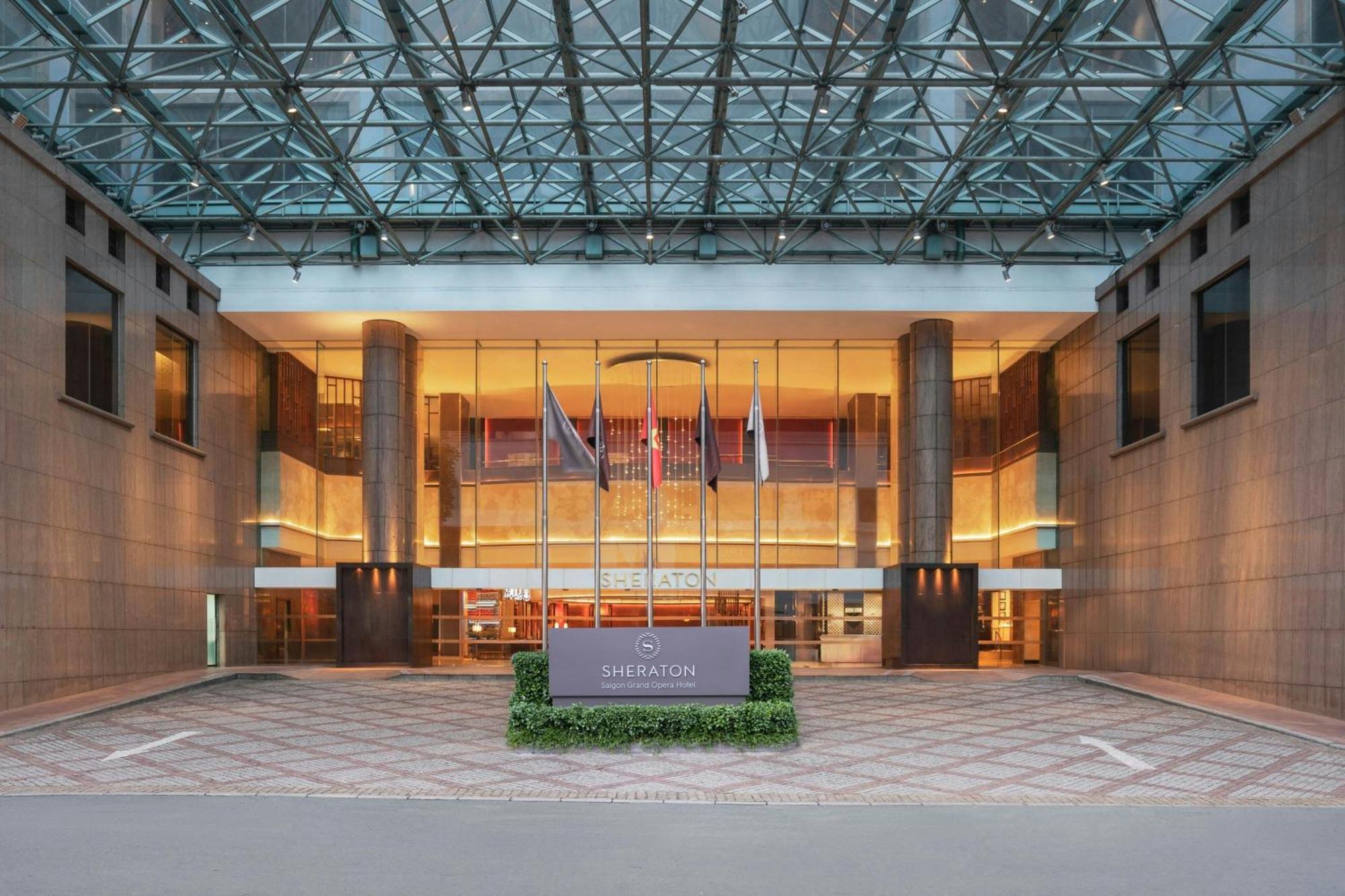 Sheraton Saigon Grand Opera Hotel Ho-Chi-Minh-Stadt Exterior foto